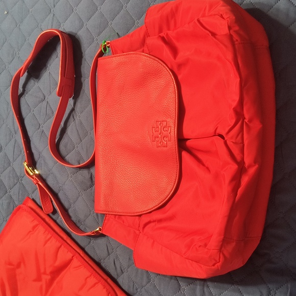 Tory Burch Thea red diaper bag messenger style bag/purse - Picture 1 of 8